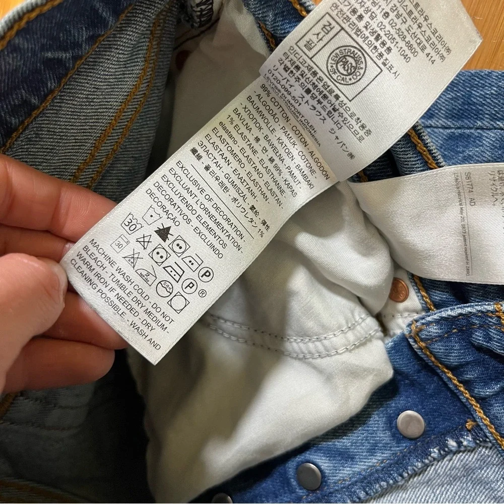 Levi's Wedgie Straight Leg Button Fly Classic Blue Jeans size 27 - Picture 6 of 12